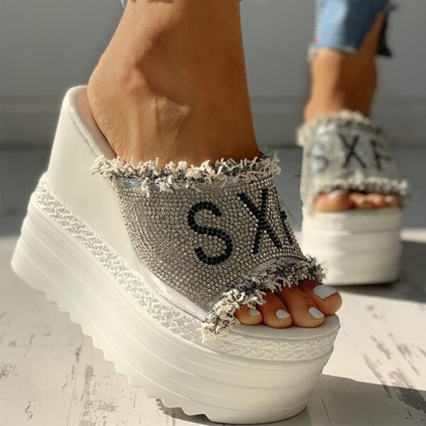 Showstopper Wedge