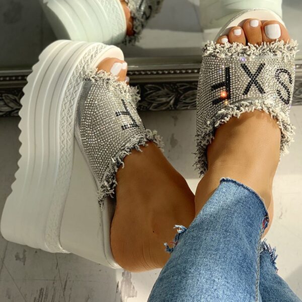 Showstopper Wedge