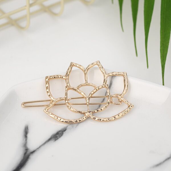 Alloy Moon Hair Clip