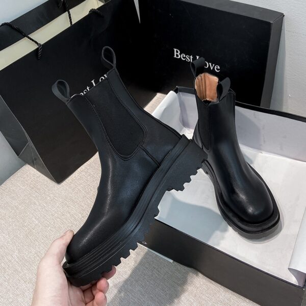 Chunky Chelsea Boots